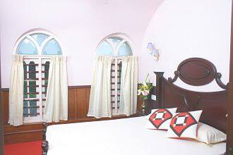 Rosey Houseboats, Alleppey 2